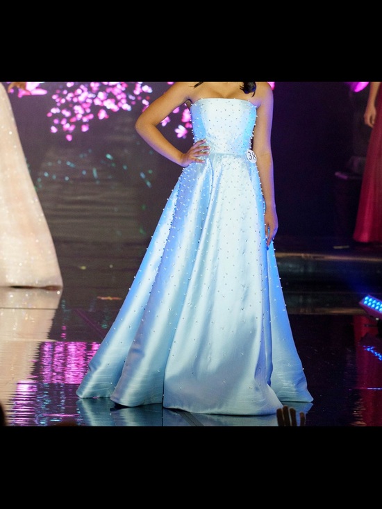 Sherri Hill Dresses & Skirts - Sheri Hill gown